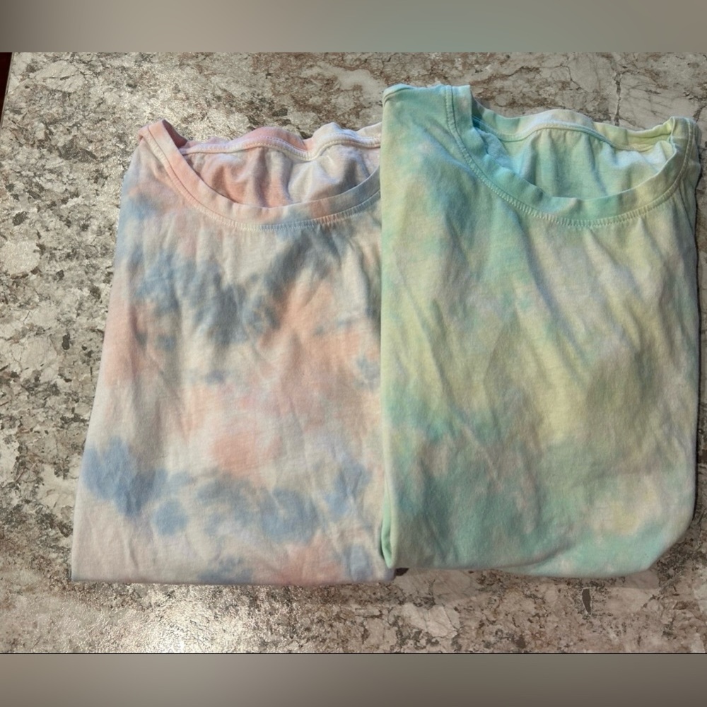 Danskin Ladies Short Sleeve Tees Large Tie Dye Bundle